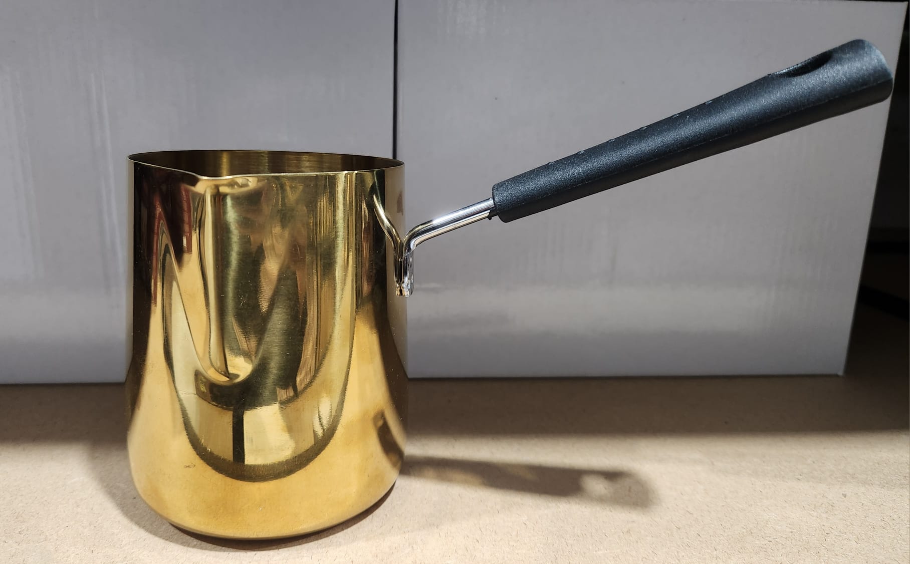 SMALL MILK CUP METAL GOLD