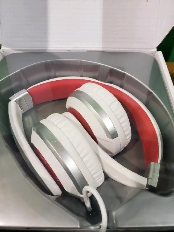 Kanen i20 Foldable 3.5mm Hi-Fi Stereo W