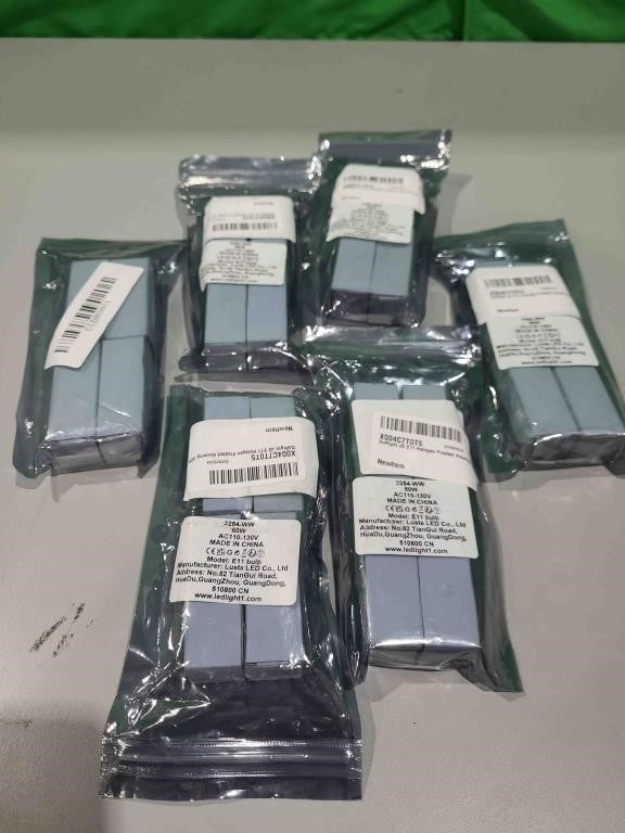 Self-Adhesive Makeup Bag – Portable