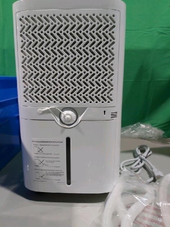 HOGARLABS 2000 Sq Ft 30 Pint Dehumidifier with Dra