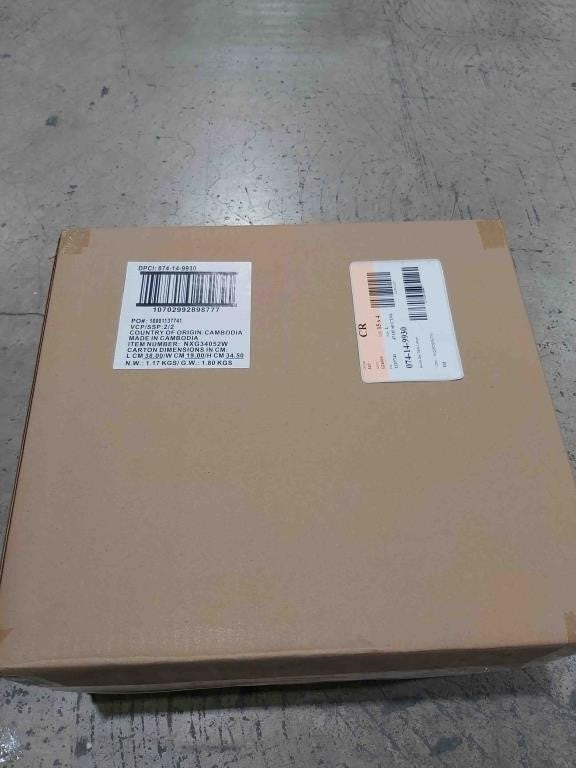 Table Lamp with Pleated Shade White