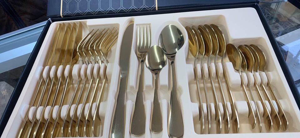 Polished cutlery set 24Pcs