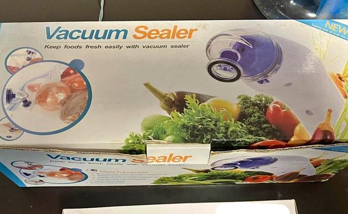 VACUUM SEALER KEEP FOODS FRESH EASILY