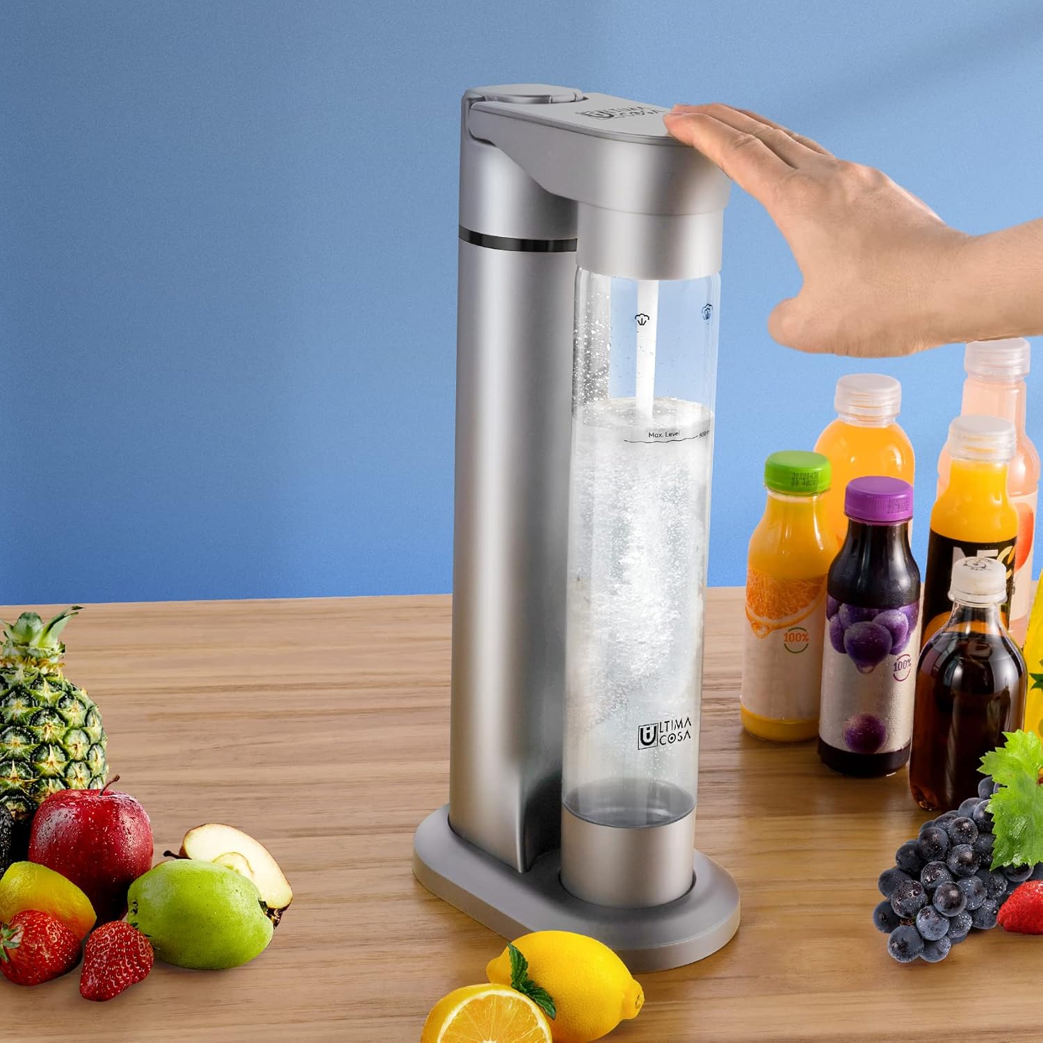 Ultima Cosa Soda Maker with CO2 Cylinder
