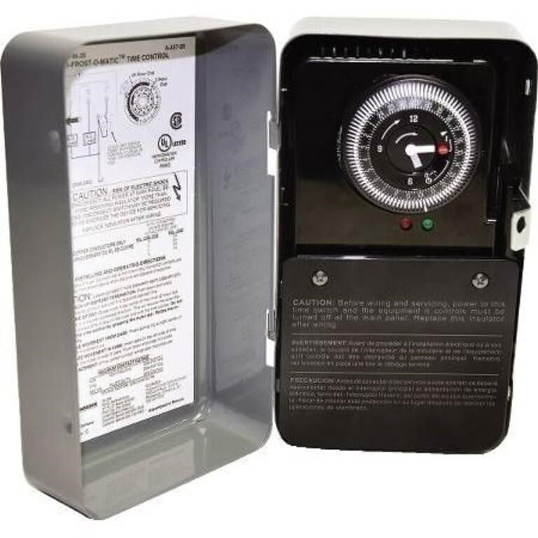 Paragon Auto Voltage Defrost Timer | 120-240VAC | 40 Amps | 3 HP | 720VA