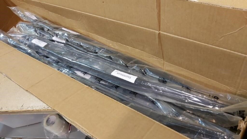 Natsco NTS0243703, 9397016, 40" Wiper Blades