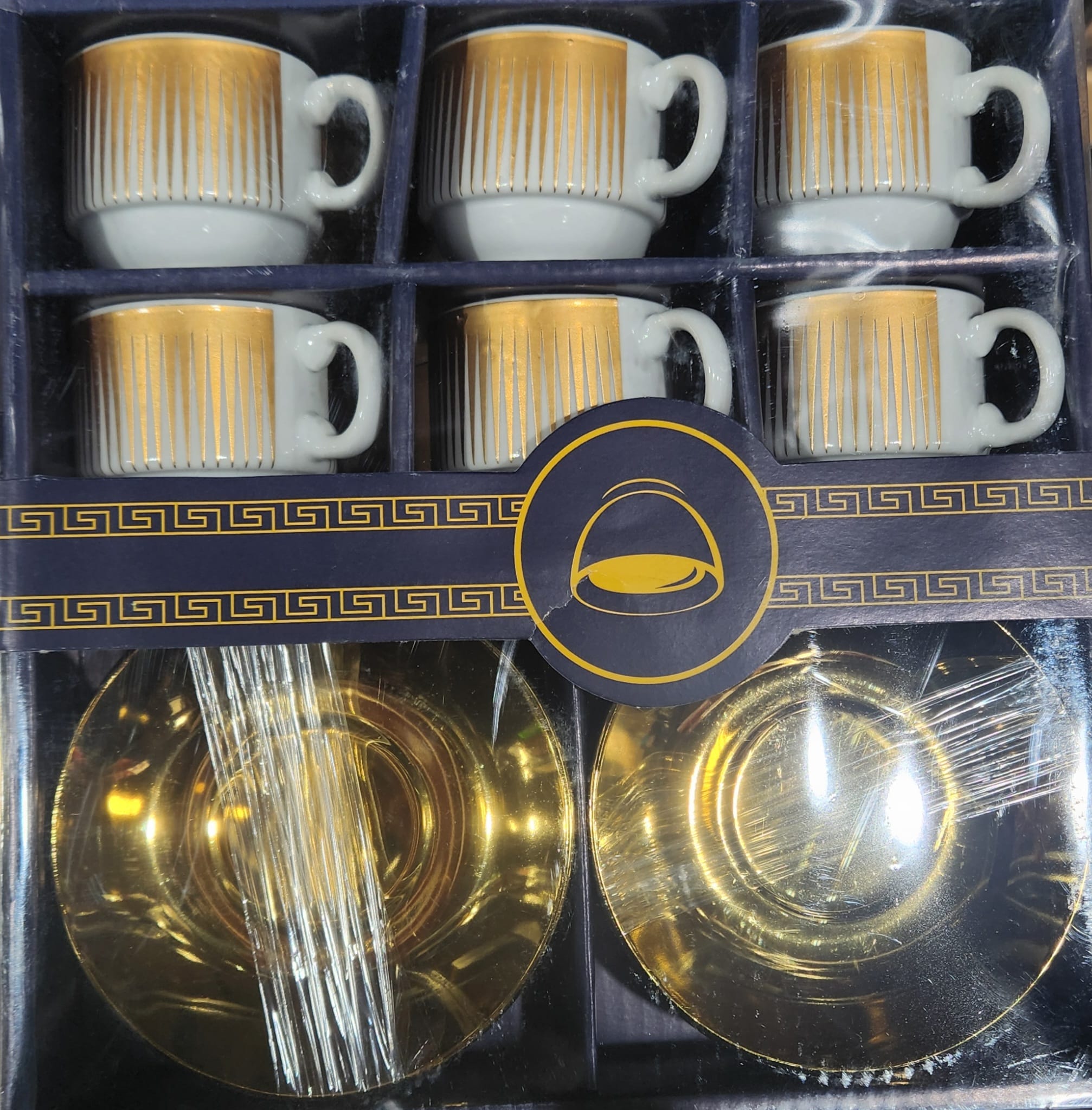 PORCELAIN CUP SET