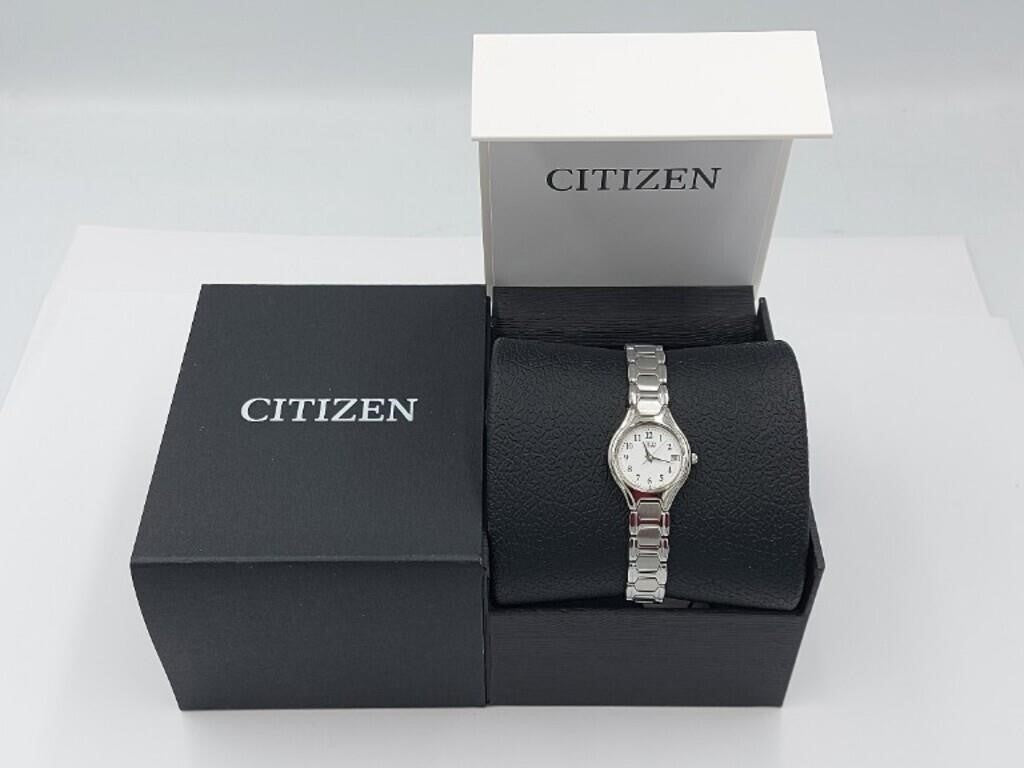 Citizen Ladies' Quartz Watch with White Dial, Mode