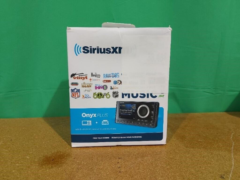 Sirius XM ONYX PLUS + VEHICLE KIT, MODEL- 02RC2D8K