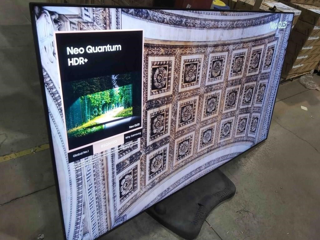 85 Inch Neo Samsung  QLED 4K QN92D Tizen O