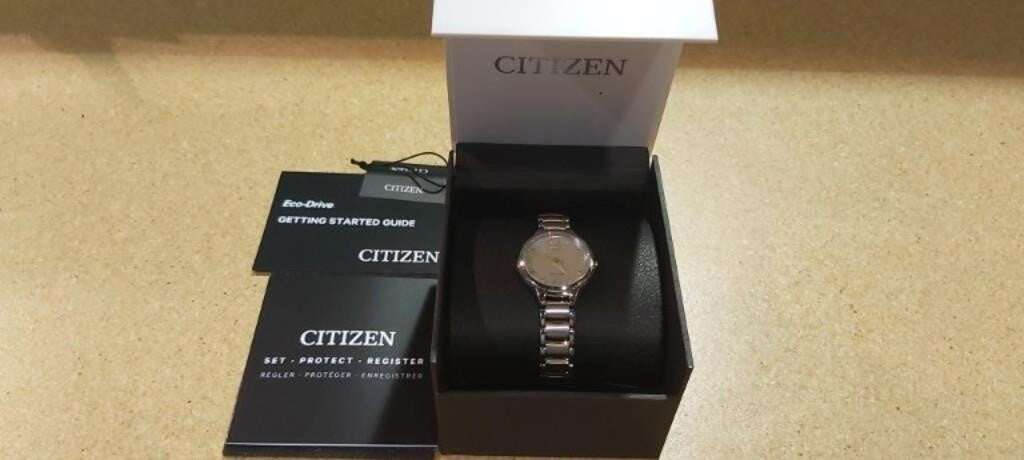 Citizen Eco-Drive round two-tone stainless steel c