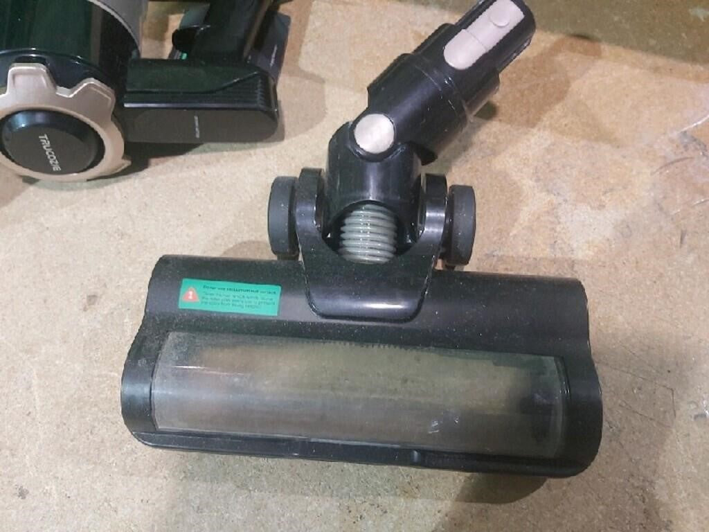Powerful 8 in 1 Lightweight Stick Vacuum Trucozie