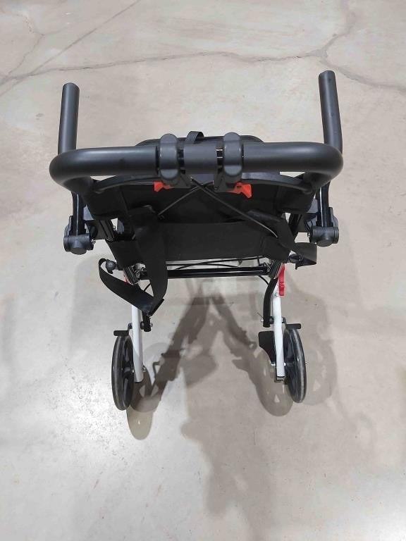 RUN.SE Lightweight Transport Wheelchair W