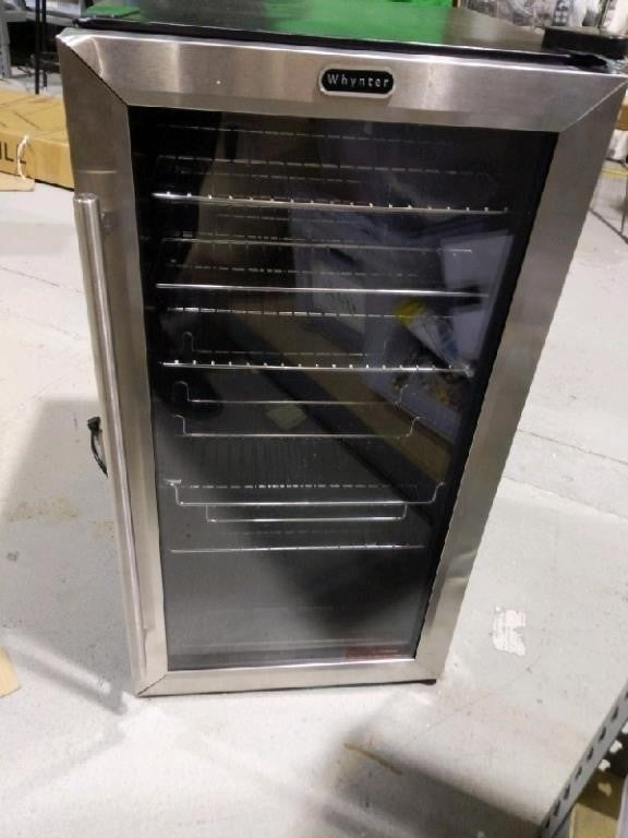 Whynter BR-130SB Beverage Refrigerator with Intern