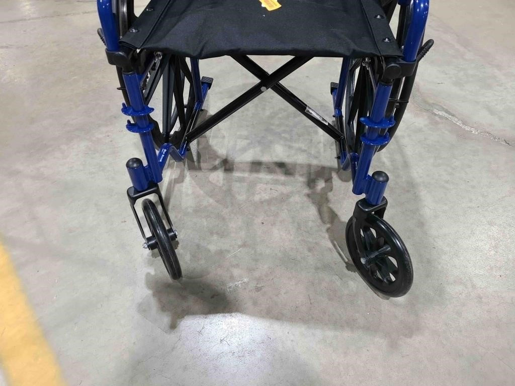 Drive Medical Single Axle Blue Streak